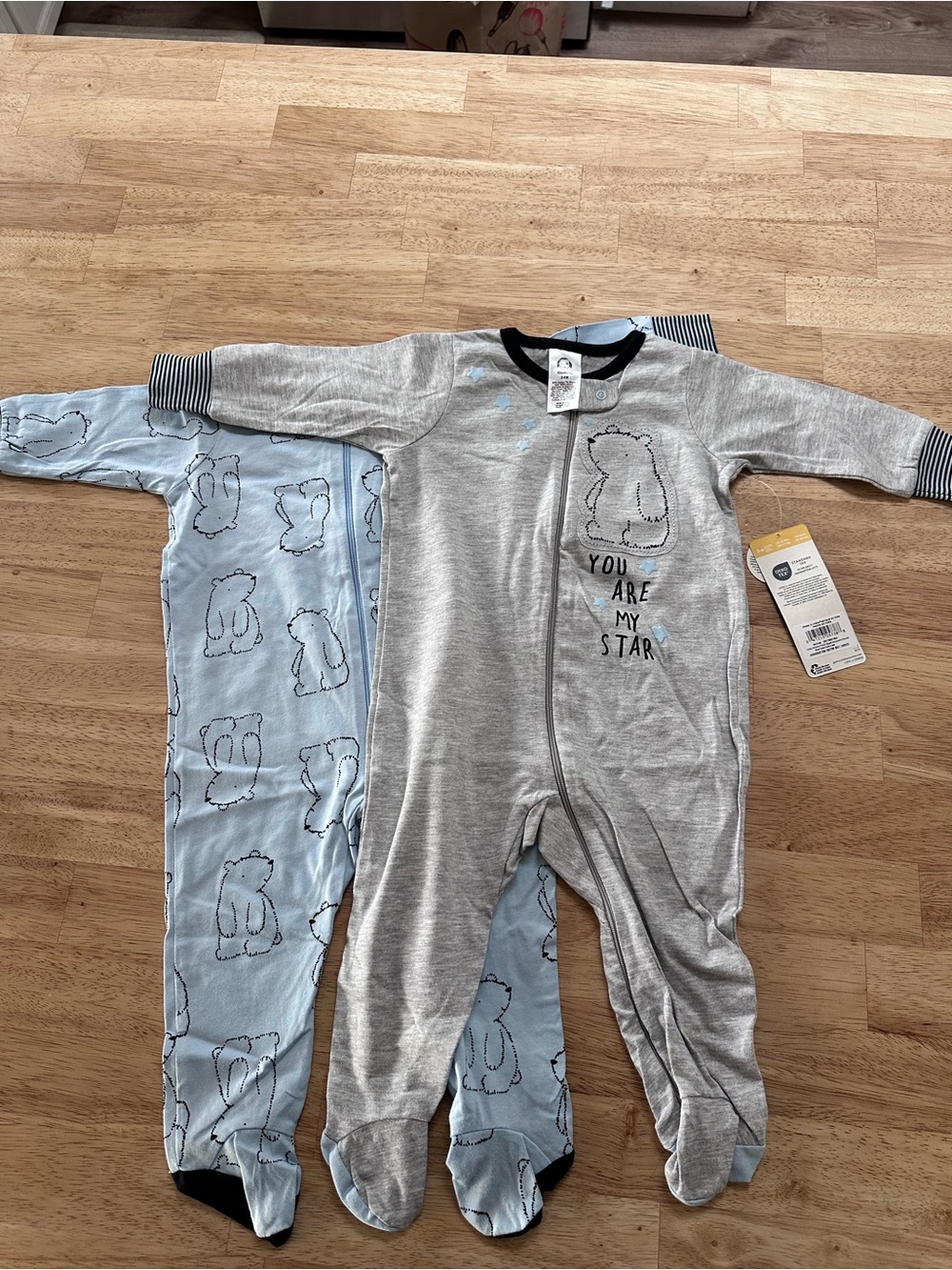 Gerber Kids 2-Pack Footed One-Pieces in Grey and Light Blue - Sz 6m